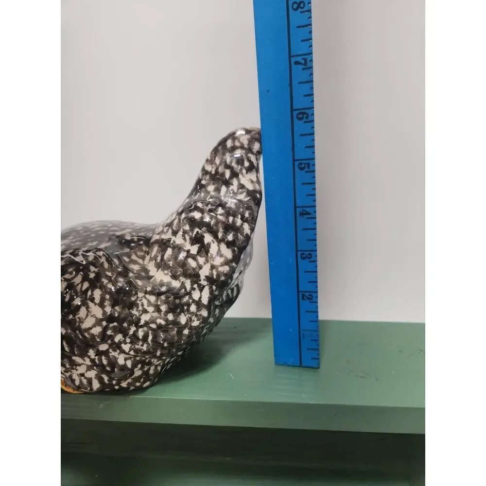 La Dolce Vita Speckled Sponge Painted Hen Chicken/Hen Ceramic Kitchen Home Decor